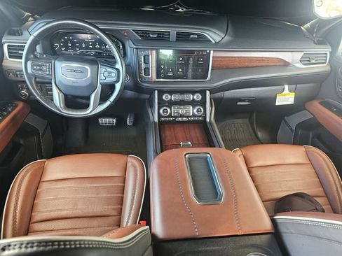 Used 2023 GMC Yukon Denali Ultimate AWD/4WD image 40