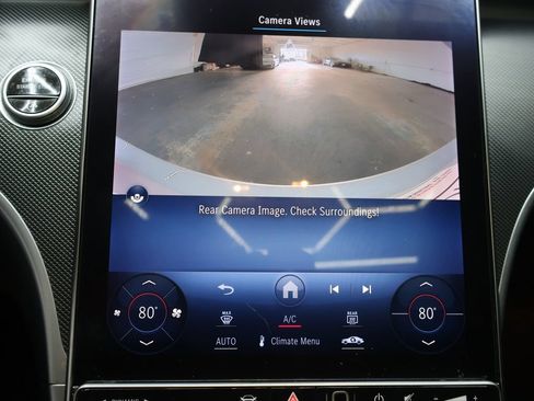 Used 2023 Mercedes-Benz C 300 4MATIC Sedan image 22