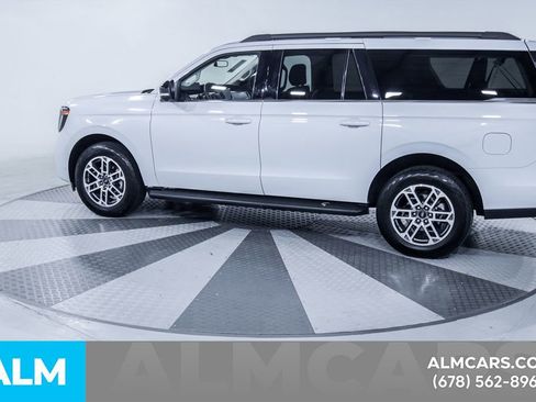 Used 2025 Ford Expedition Max Active AWD/4WD image 5