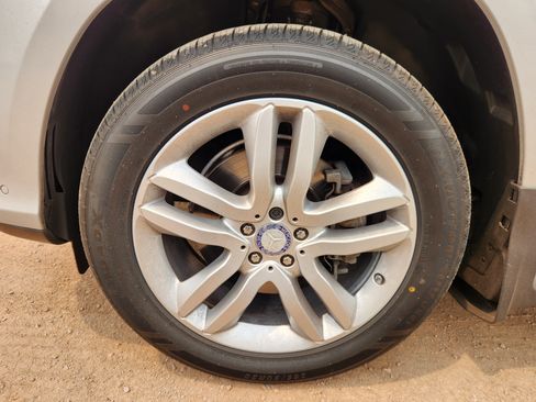 Used 2017 Mercedes-Benz GLS 450 4MATIC image 20