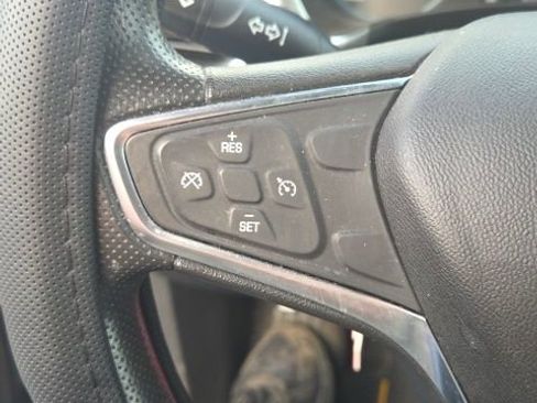 Used 2019 Chevrolet Equinox LS w/ LS Convenience Package image 36