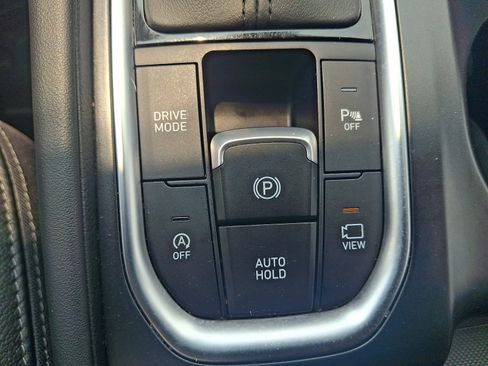 Used 2020 Hyundai Santa Fe Limited FWD image 25
