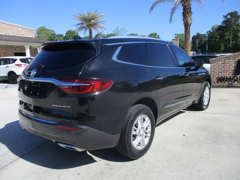Used 2018 Buick Enclave Essence image 31