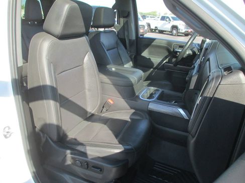 Used 2020 Chevrolet Silverado 1500 LTZ w/ LTZ Premium Package image 23