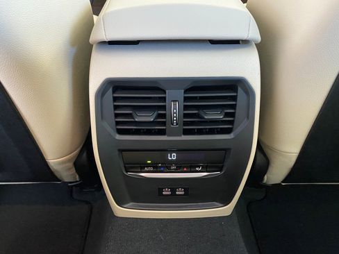 New 2026 BMW 330i xDrive Sedan w/ Premium Package image 29