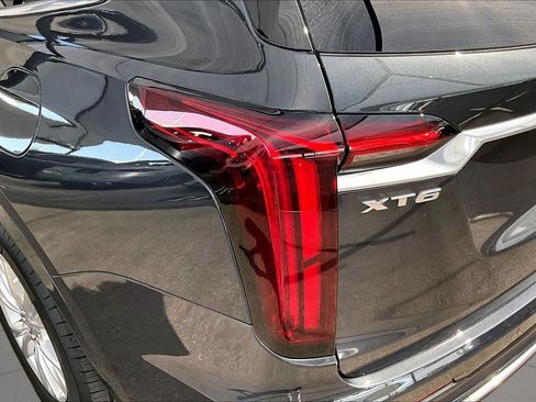 Used 2023 Cadillac XT6 Luxury FWD image 29