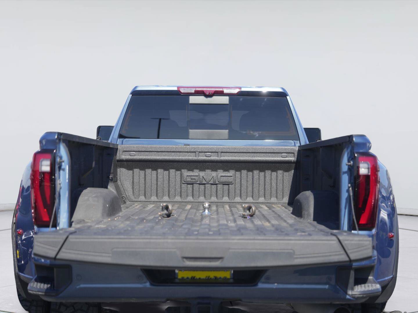 Used 2026 GMC Sierra 3500 Denali Ultimate AWD/4WD image 35