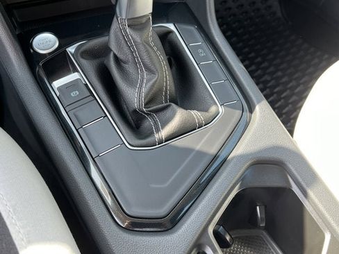 New 2025 Volkswagen Taos S image 23