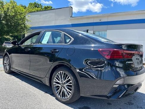 Used 2023 Kia Forte GT-Line w/ GT-Line Premium Package FWD image 2