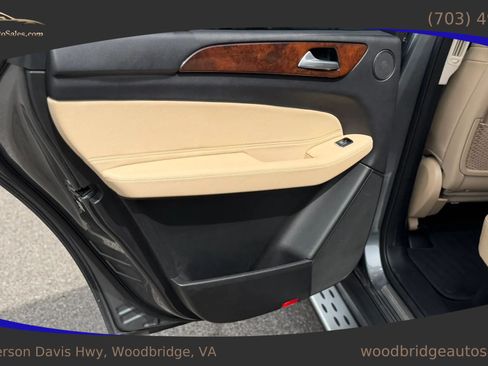 Used 2018 Mercedes-Benz GLS 450 4MATIC image 11