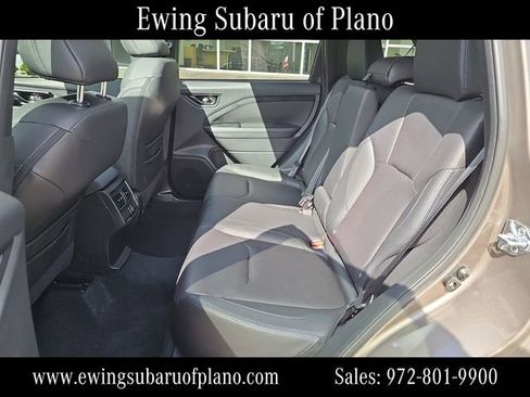 Used 2025 Subaru Forester Limited AWD/4WD image 25