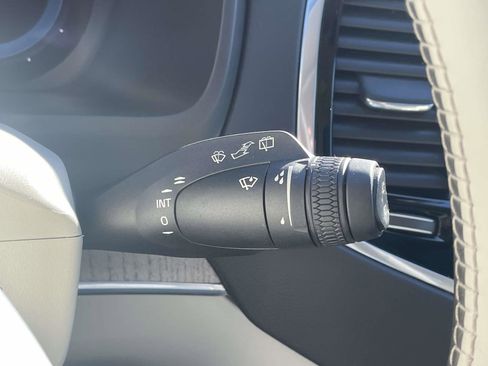 Certified 2023 Volvo XC90 T8 Ultimate w/ Lounge Package image 30