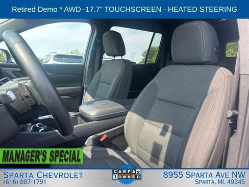 Used 2025 Chevrolet Traverse LT AWD/4WD image 13