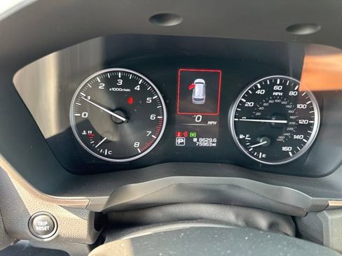 Used 2023 Subaru Ascent Touring AWD/4WD image 10