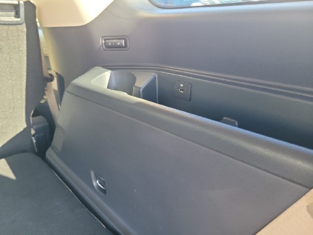 Certified 2023 Ford Expedition Platinum AWD/4WD image 24