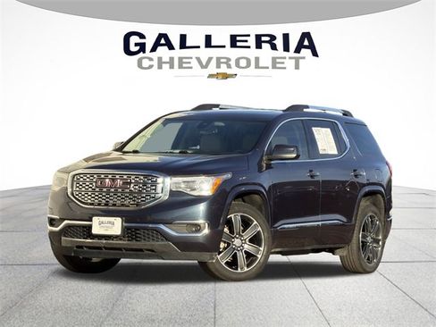 Used 2019 GMC Acadia Denali image 2