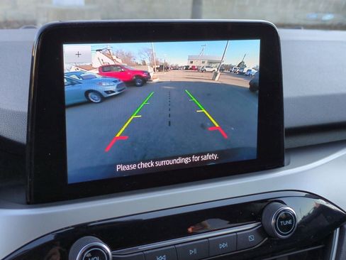 Used 2022 Ford Escape SE w/ Cold Weather Package image 32