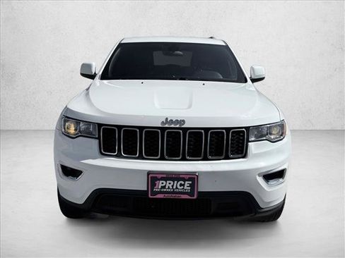 Used 2021 Jeep Grand Cherokee Laredo X AWD/4WD image 2