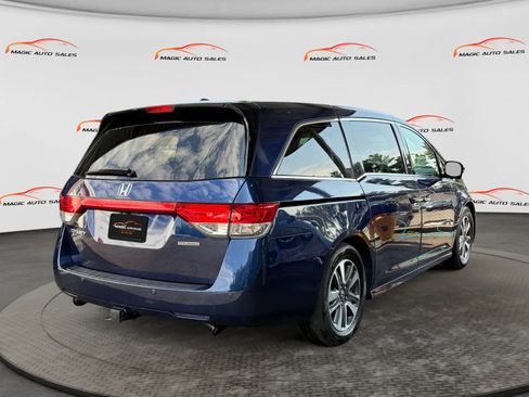 Used 2016 Honda Odyssey Touring Elite image 10