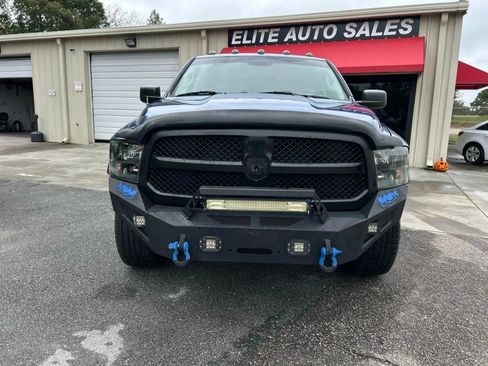 Used 2019 RAM 1500 Classic SLT RWD image 4