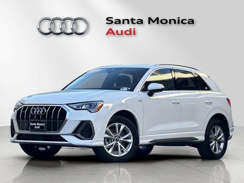 Used 2022 Audi Q3 2.0T Premium image 1