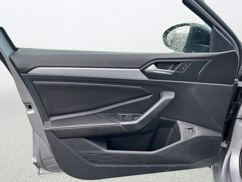 Certified 2026 Volkswagen Jetta Sport FWD image 11