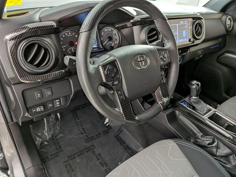 Used 2023 Toyota Tacoma TRD Sport w/ Advanced Technology Package AWD/4WD image 11