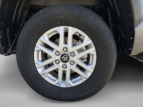 New 2026 Toyota Tundra SR5 image 9