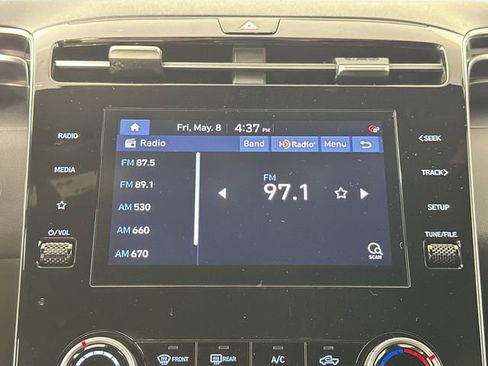Used 2023 Hyundai Santa Cruz SEL AWD/4WD image 11