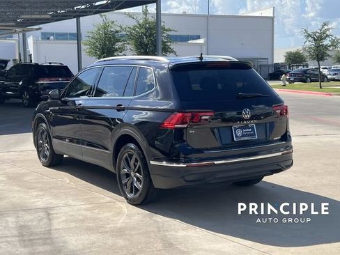 Used 2023 Volkswagen Tiguan SE FWD image 11
