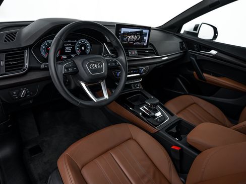Certified 2023 Audi Q5 2.0T Premium Plus w/ Premium Plus Package AWD/4WD image 10