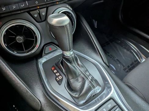 Used 2018 Chevrolet Camaro LT image 12