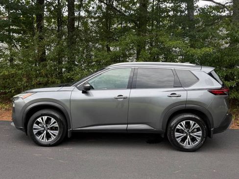 Used 2021 Nissan Rogue SV w/ Premium Package FWD image 14