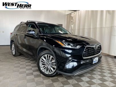 Used 2023 Toyota Highlander Platinum