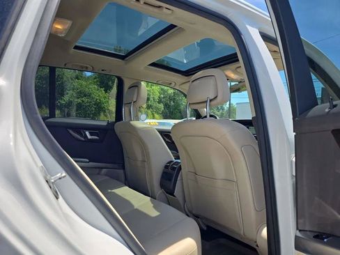 Used 2015 Mercedes-Benz GLK 350 4MATIC image 14