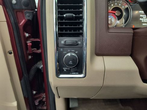 Used 2018 RAM 1500 Laramie Longhorn image 24