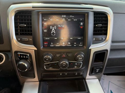 Used 2018 RAM 1500 Big Horn image 21