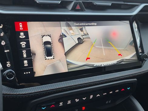 New 2026 Jeep Cherokee Overland w/ Advanced Pro Tech Group image 15