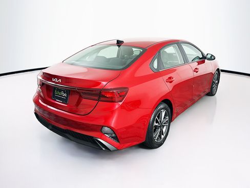 Used 2024 Kia Forte LXS FWD image 9