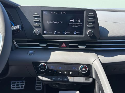 New 2026 Hyundai Elantra Sport FWD image 11