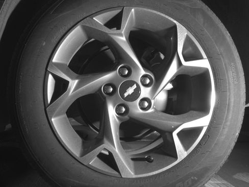Used 2025 Chevrolet Trax LT FWD image 14