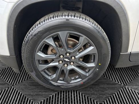 Used 2020 Chevrolet Traverse RS image 14