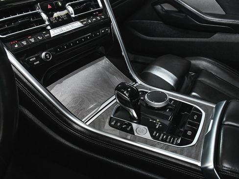 Used 2022 BMW 840i xDrive Convertible w/ Driving Assistance Package image 54