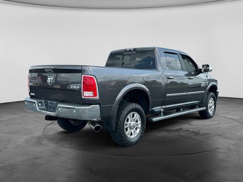 Used 2018 RAM 2500 Laramie w/ Snow Chief Group AWD/4WD image 9