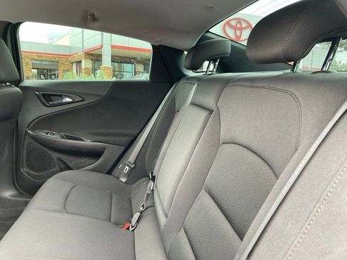 Used 2023 Chevrolet Malibu LT image 11