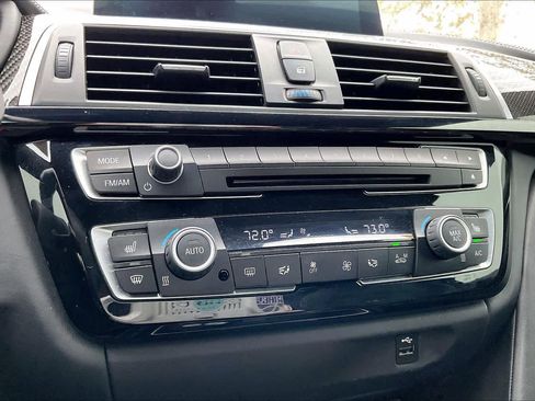 Used 2018 BMW M4 Coupe image 32