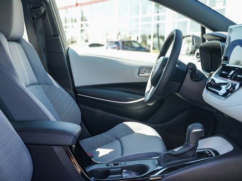 New 2025 Toyota Corolla SE image 14