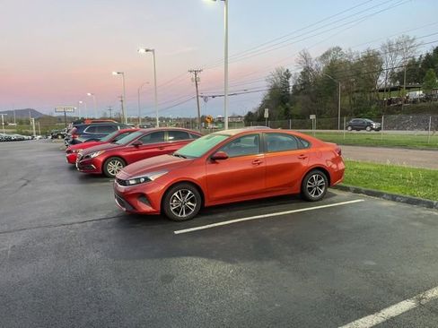 Used 2024 Kia Forte LXS image 1