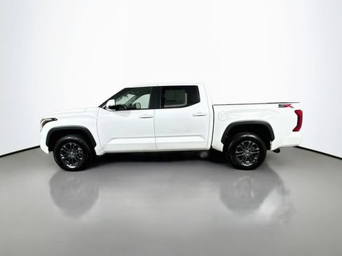 Used 2024 Toyota Tundra SR5 w/ SR5 Convenience Package AWD/4WD image 5