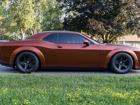Used 2022 Dodge Challenger SRT Super Stock RWD image 9